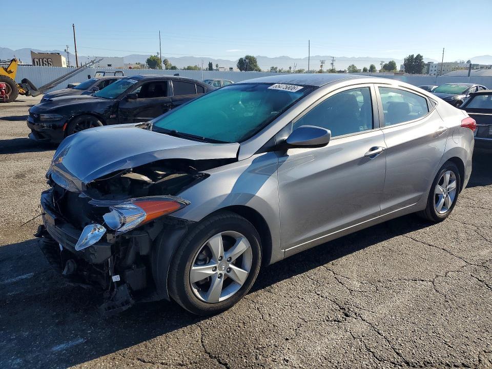 2013 HYUNDAI ELANTRA KMHDH4AE8DU910792