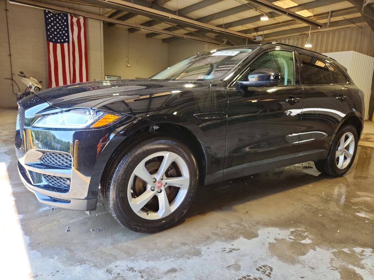 2019 JAGUAR F-PACE SADCJ2FX1KA395205