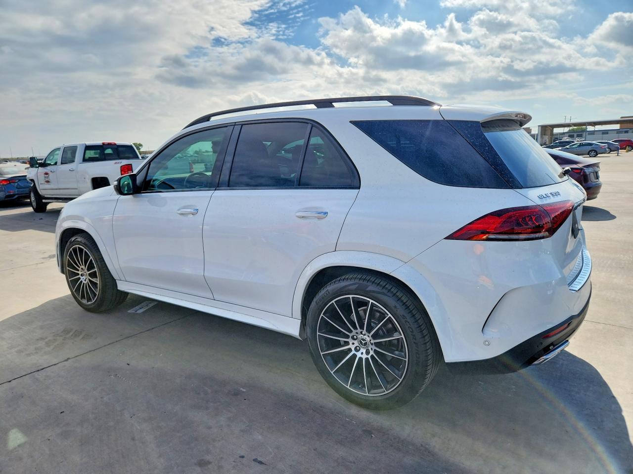 2021 MERCEDES-BENZ GLE 350 — Фото 2 из 13