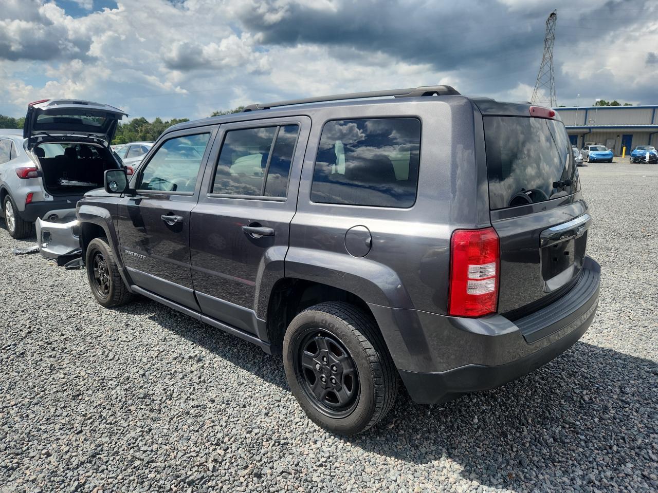 2017 JEEP PATRIOT SPORT — Фото 2 из 13
