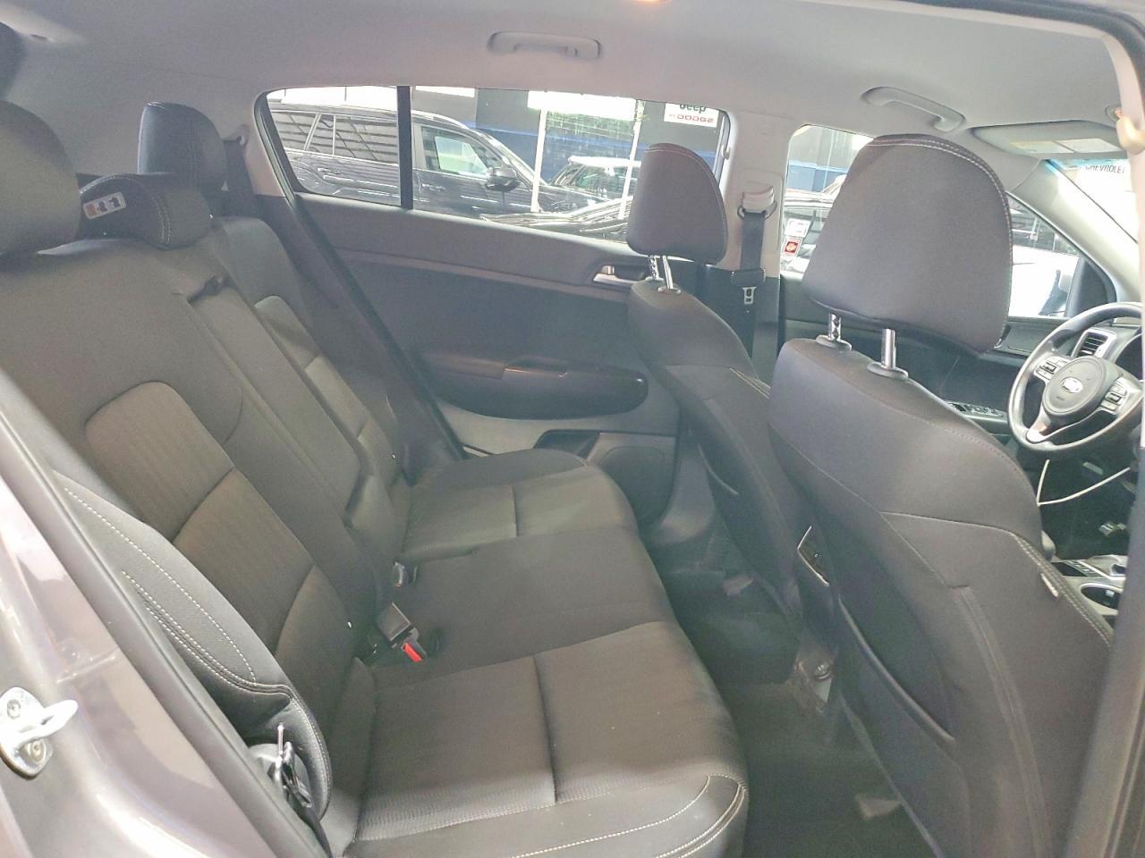 KNDPMCAC3H7221219 2017 KIA SPORTAGE photo no. 11