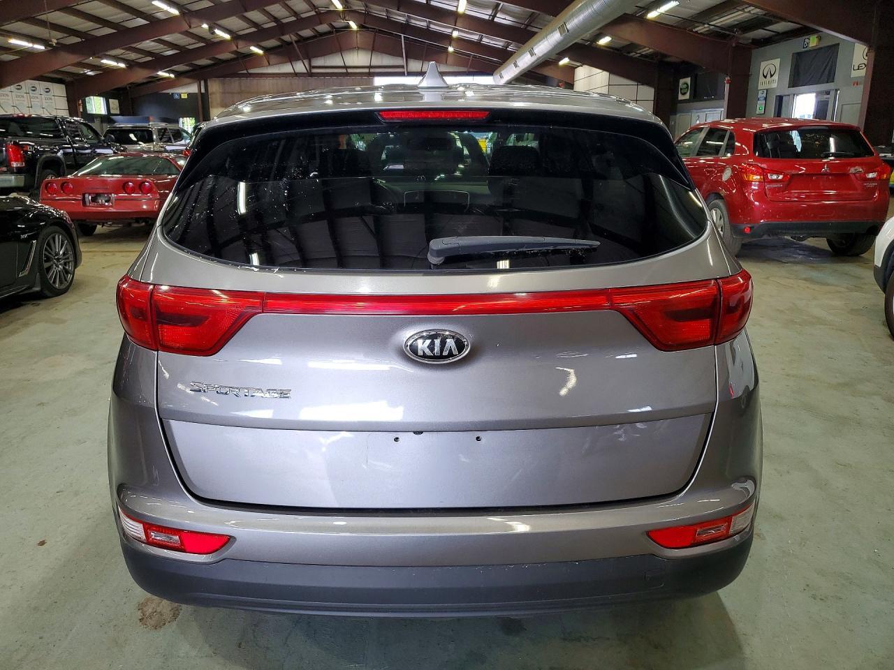 KNDPMCAC3H7221219 2017 KIA SPORTAGE photo no. 6