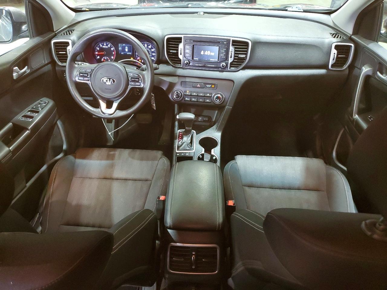 KNDPMCAC3H7221219 2017 KIA SPORTAGE photo no. 8