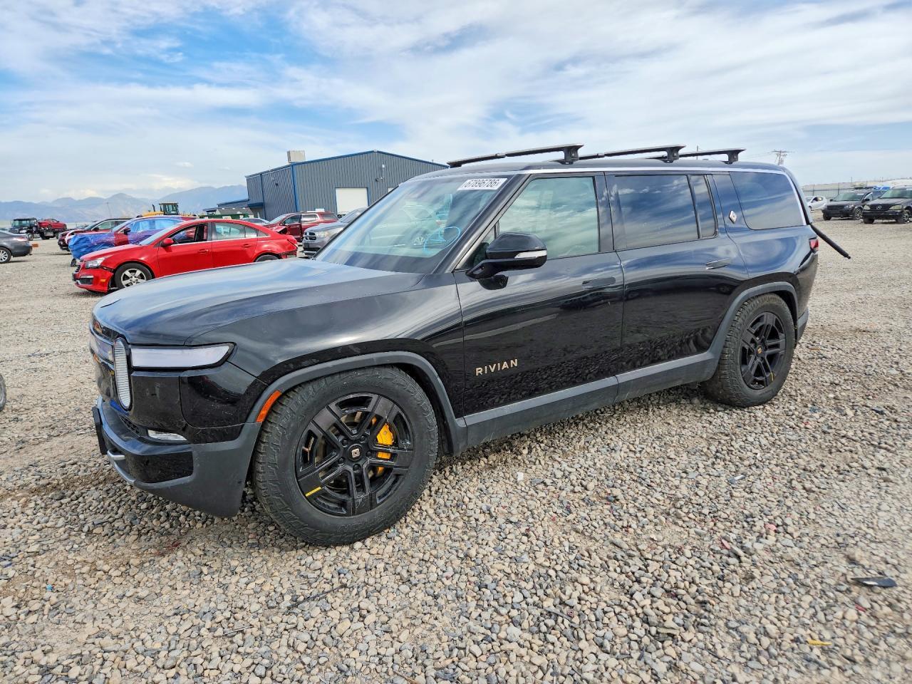 2023 RIVIAN R1S 7PDSGABA1PN016990