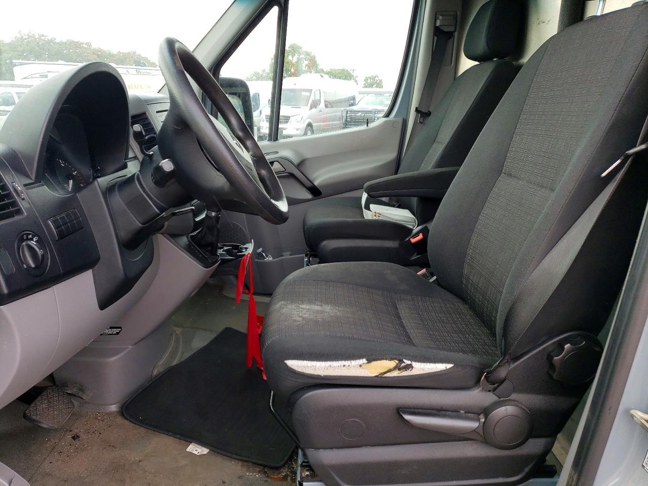 2016 MERCEDES-BENZ SPRINTER 3500 DELIVERY VAN — Фото 7 из 12