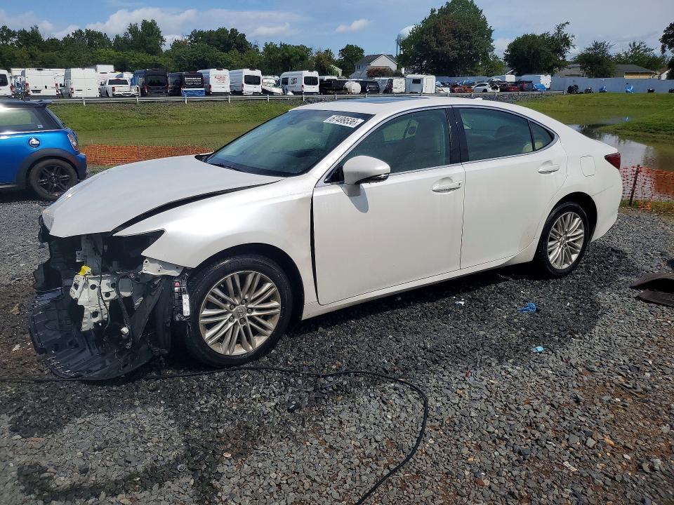 2017 LEXUS ES 58ABK1GG1HU075522