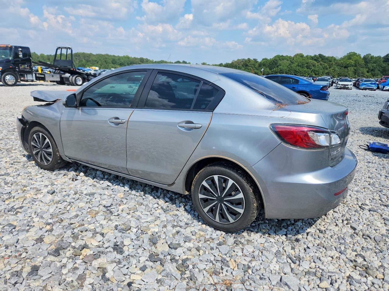 2013 MAZDA 3 I — Фото 2 из 12