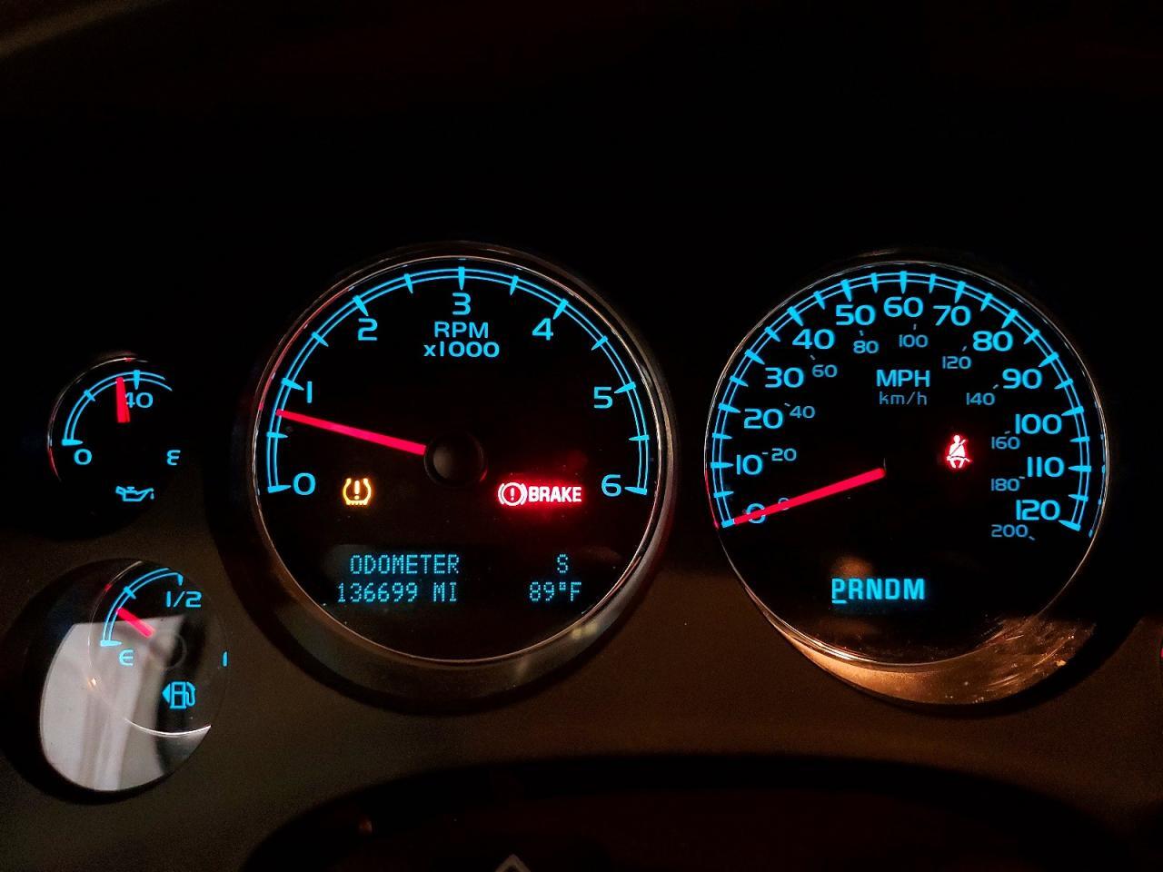 2010 CHEVROLET SUBURBAN K1500 LTZ — Фото 9 из 13
