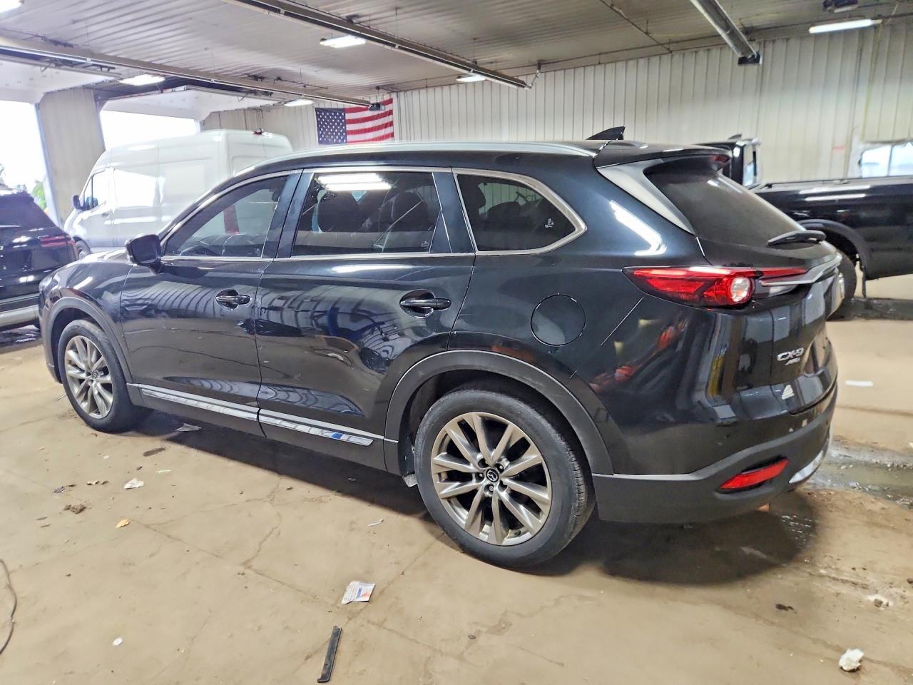 2017 MAZDA CX-9 GRAND TOURING — Фото 2 из 13
