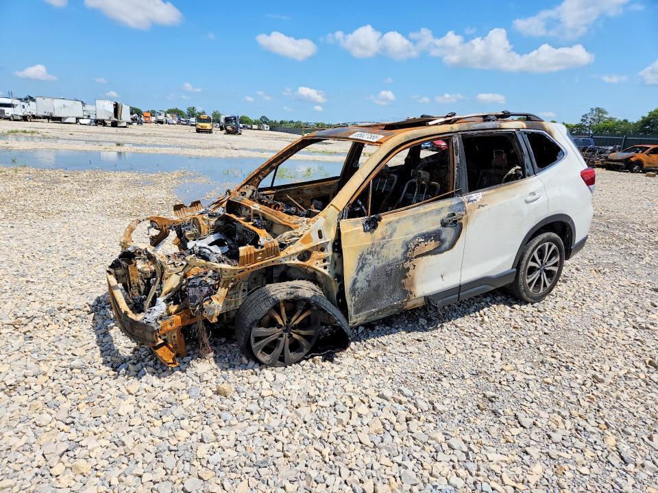 2020 SUBARU FORESTER JF2SKAUC2LH512167