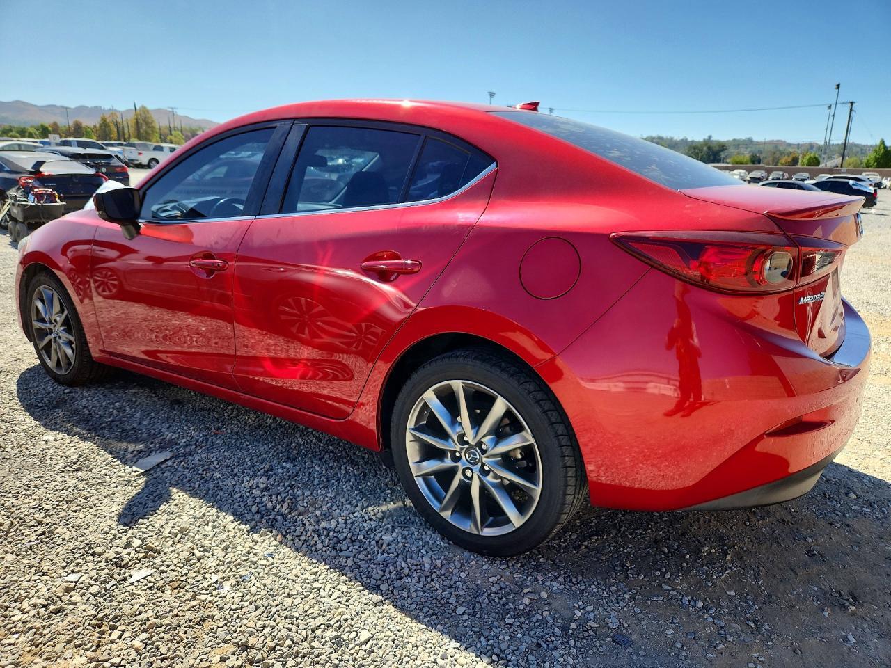 2018 MAZDA 3 TOURING — Фото 2 из 12