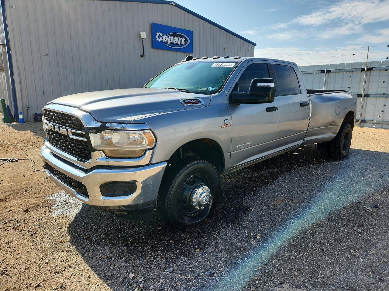 2024 RAM 3500 3C63RRHL8RG215373