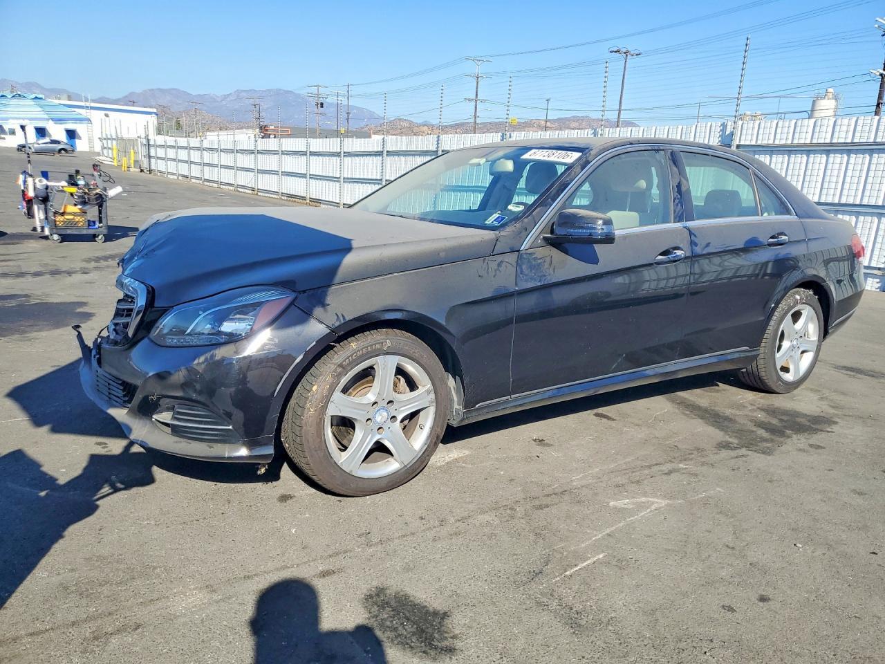 2014 MERCEDES-BENZ E WDDHF8JB9EA989066
