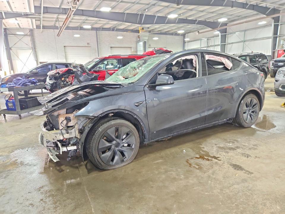 2024 TESLA MODEL Y 7SAYGDEE6RF155776