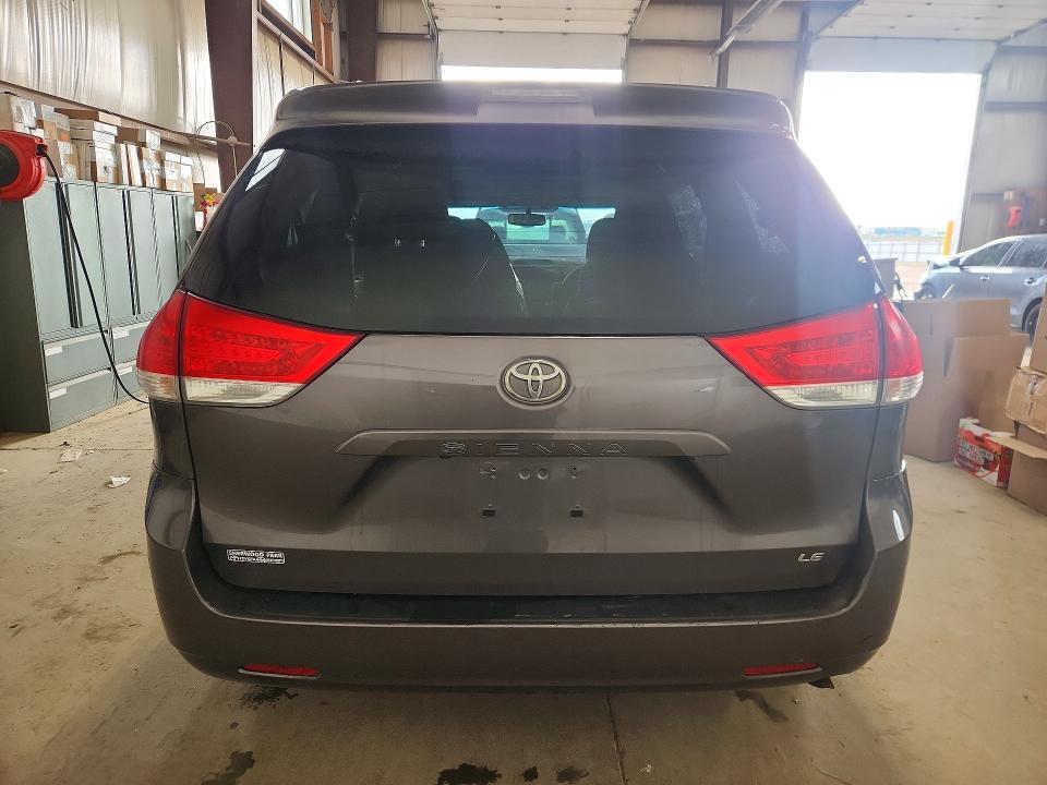 5TDKK3DC0DS294088 2013 TOYOTA SIENNA photo no. 6