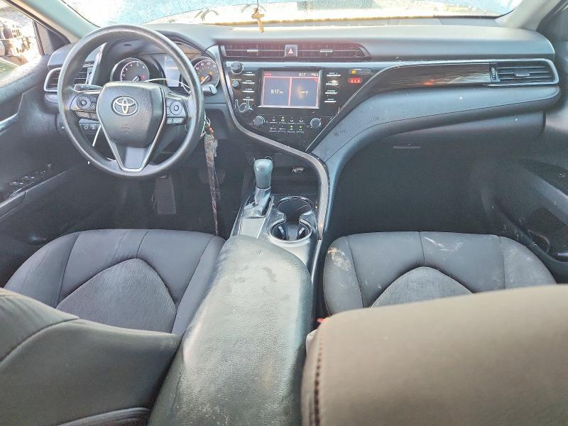 2019 TOYOTA CAMRY LE — Фото 8 из 13