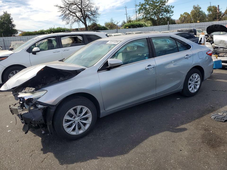 2017 TOYOTA CAMRY 4T1BF1FK0HU675563