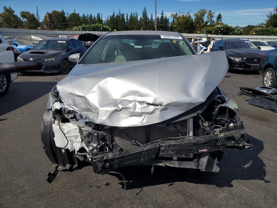 4T1BF1FK0HU675563 2017 TOYOTA CAMRY photo no. 5