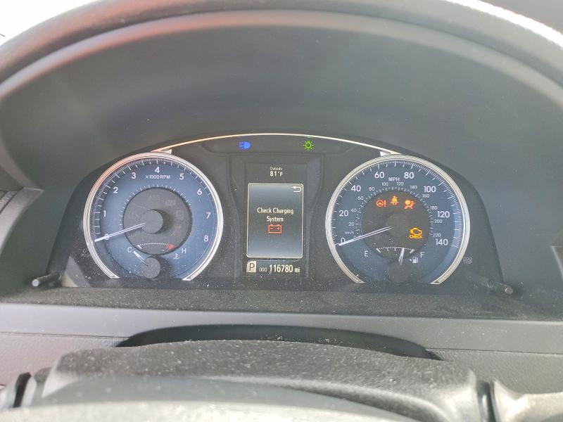 4T1BF1FK0HU675563 2017 TOYOTA CAMRY photo no. 9