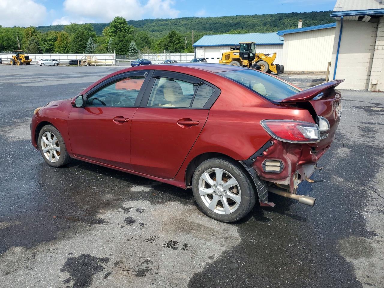 JM1BL1SF5A1344605 2010 MAZDA 3 photo no. 2