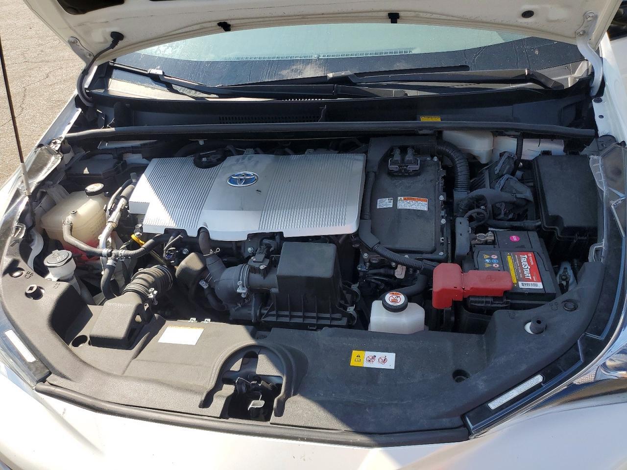 2017 TOYOTA PRIUS FOUR — Фото 11 из 12