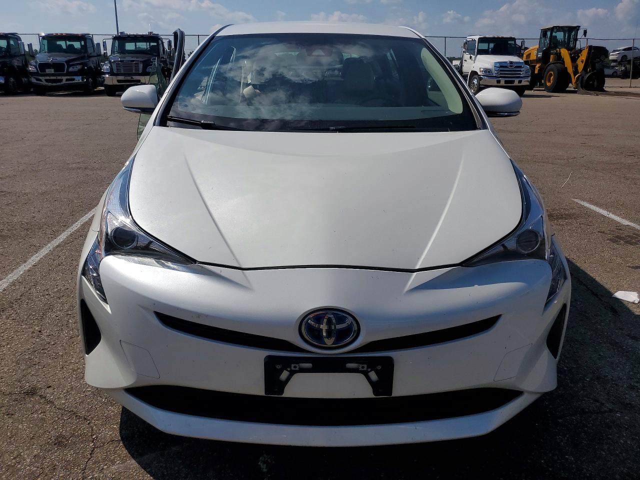 2017 TOYOTA PRIUS FOUR — Фото 5 из 12
