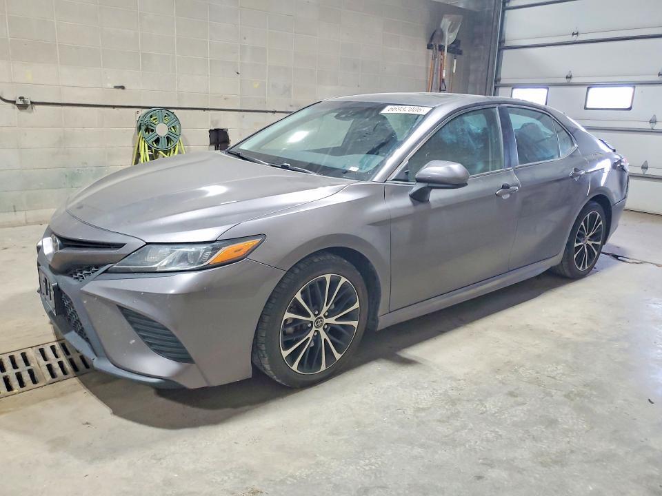 2018 TOYOTA CAMRY 4T1B11HK8JU020620