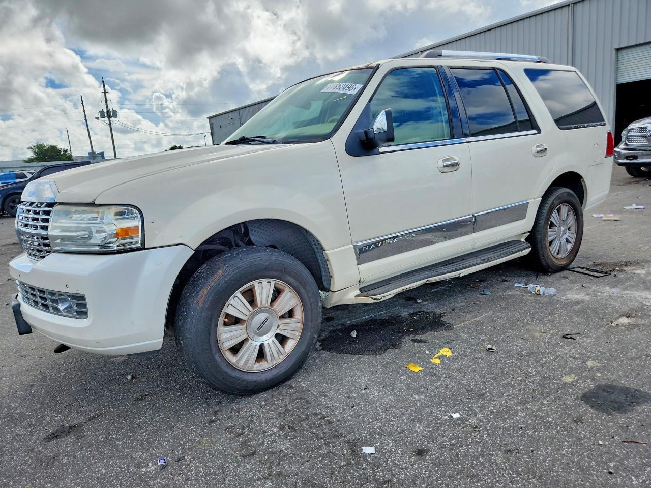 2007 LINCOLN NAVIGATOR 5LMFU27577LJ19760