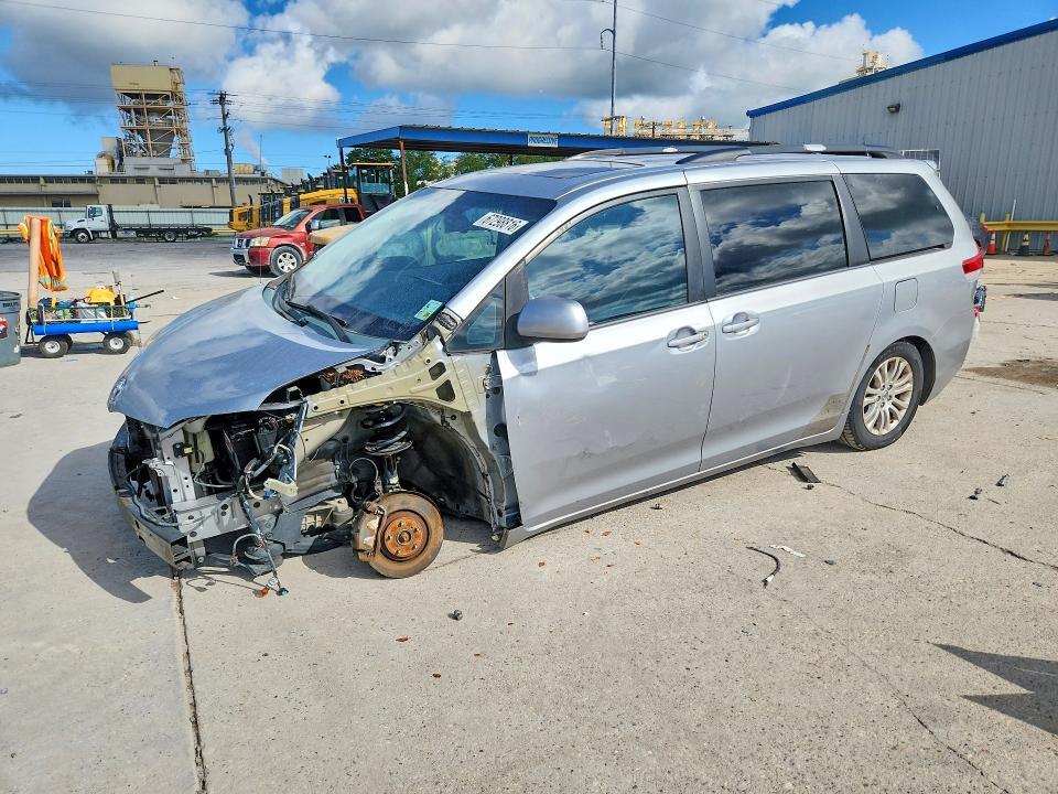 2014 TOYOTA SIENNA 5TDYK3DCXES457308