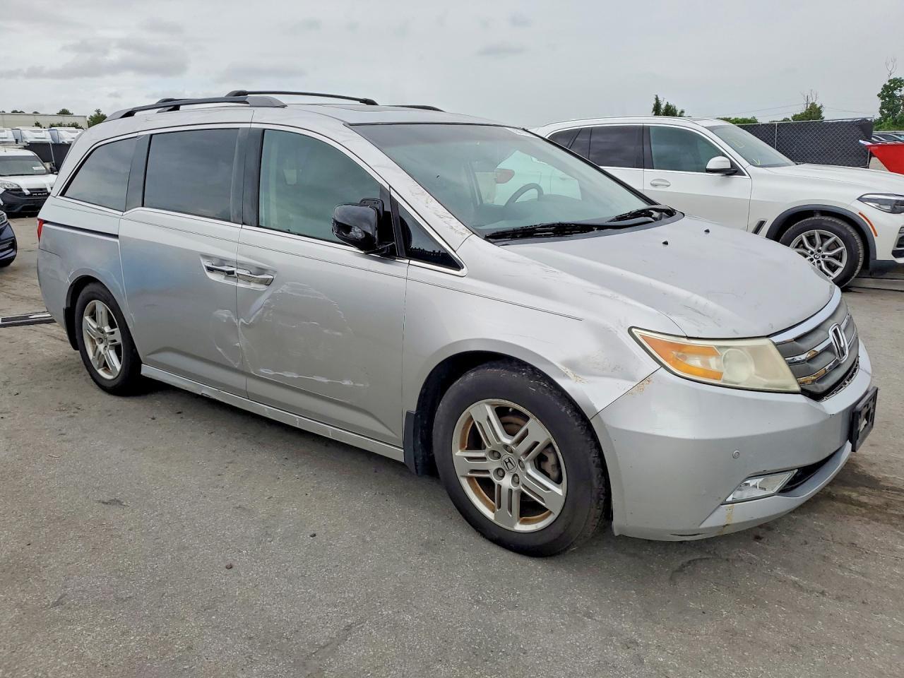 2011 HONDA ODYSSEY TOURING — Фото 4 из 14