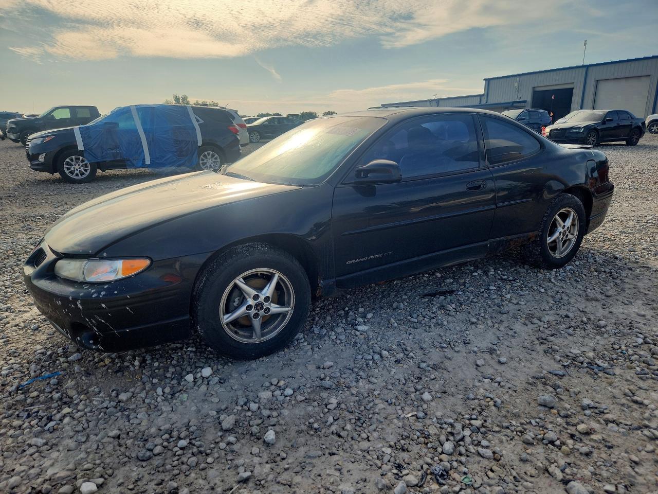 2000 PONTIAC GRAND PRIX 1G2WP12K1YF328132