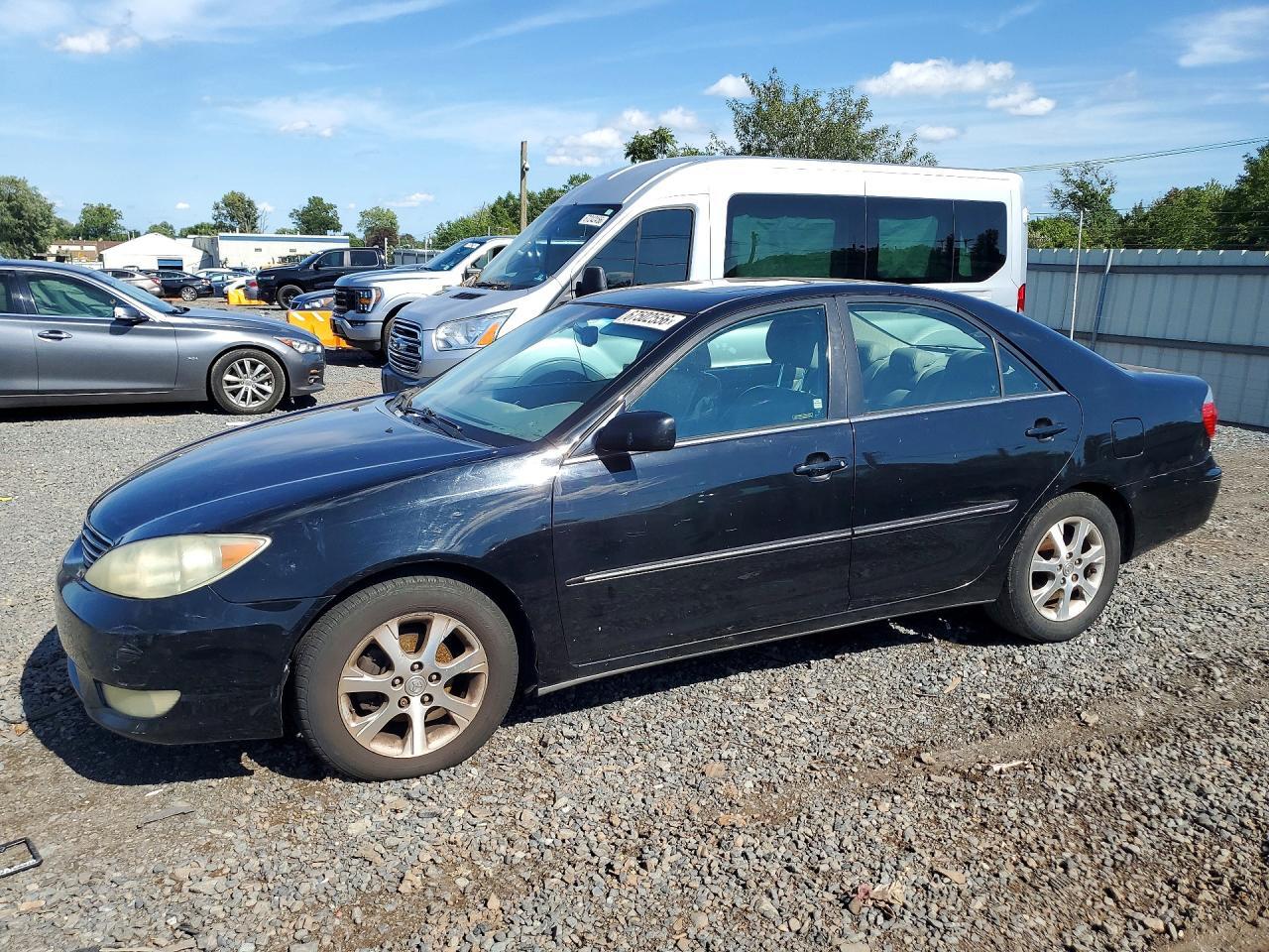 2006 TOYOTA CAMRY XLE