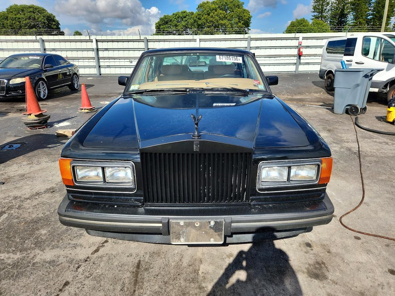 1989 ROLLS-ROYCE SILVER SPUR — Фото 5 из 12