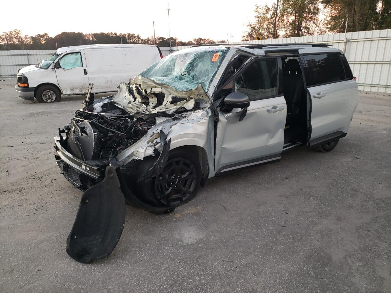 2025 KIA CARNIVAL KNDNE5K34S6464601