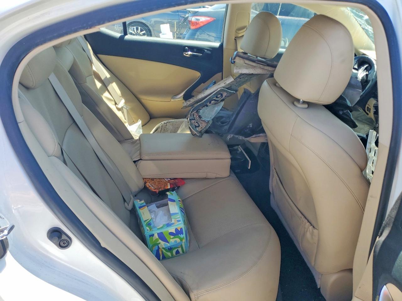 JTHBK262582069630 2008 LEXUS IS photo no. 10