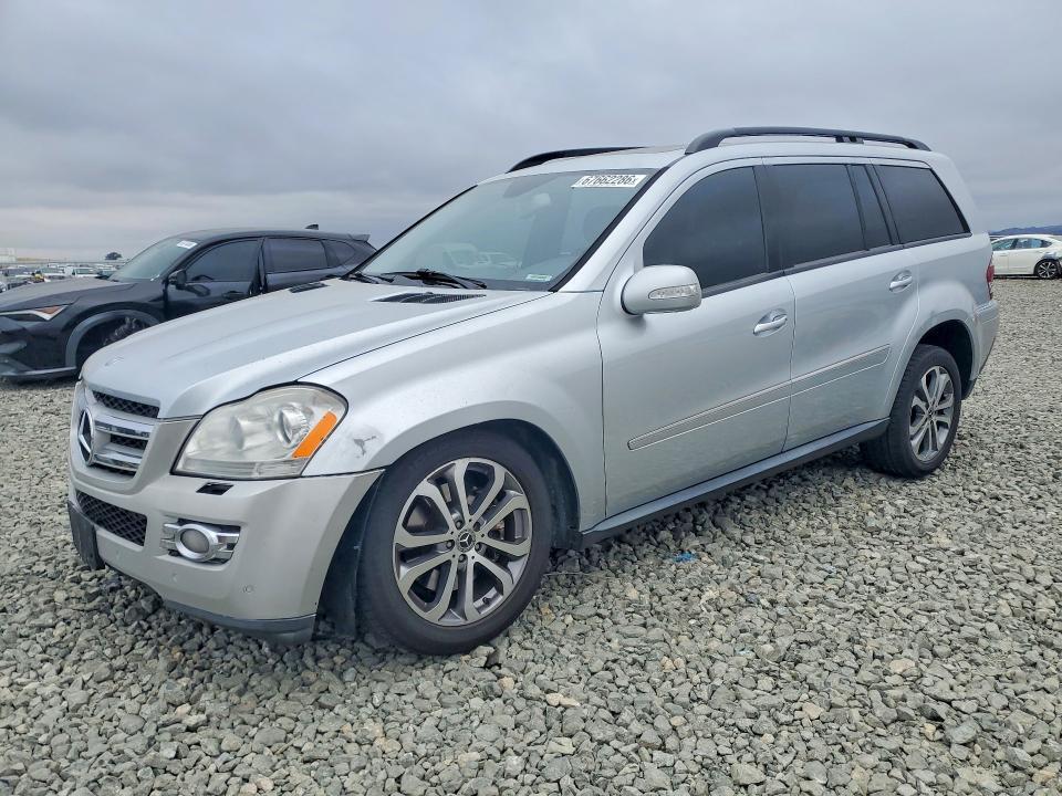 2008 MERCEDES-BENZ GL 4JGBF71EX8A373137