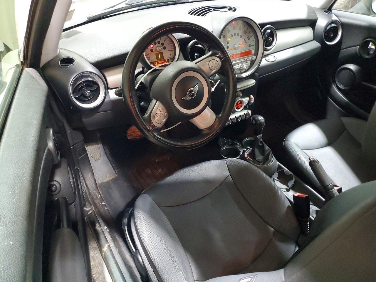 WMWMF33519TW77463 2009 MINI COOPER photo no. 8