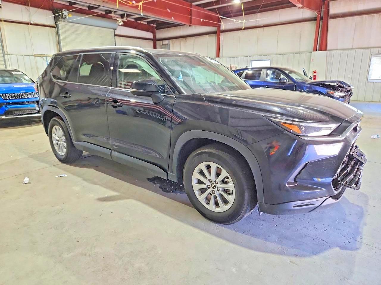 2026 TOYOTA GRAND HIGHLANDER XLE — Фото 4 из 14