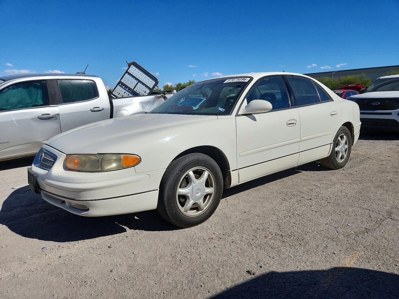 2004 BUICK REGAL 2G4WB52K041217165
