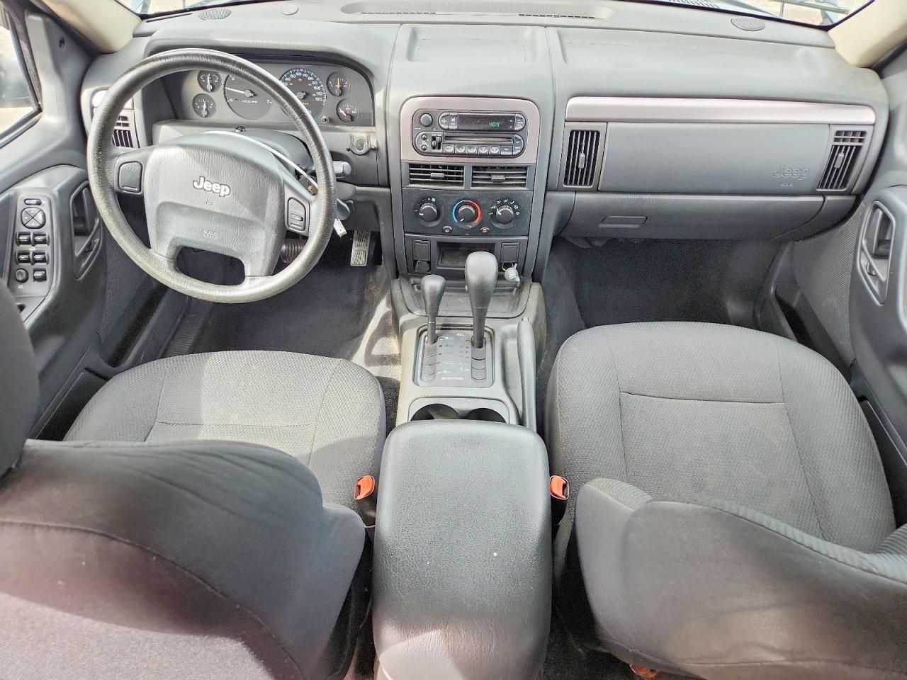2004 JEEP GRAND CHEROKEE LAREDO — Фото 8 из 13