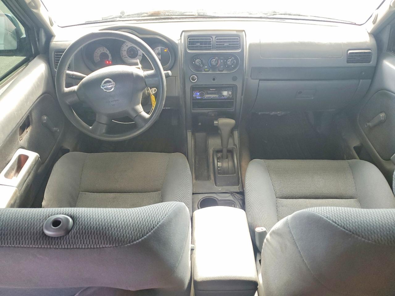 2004 NISSAN FRONTIER XE-V6 — Фото 8 из 12