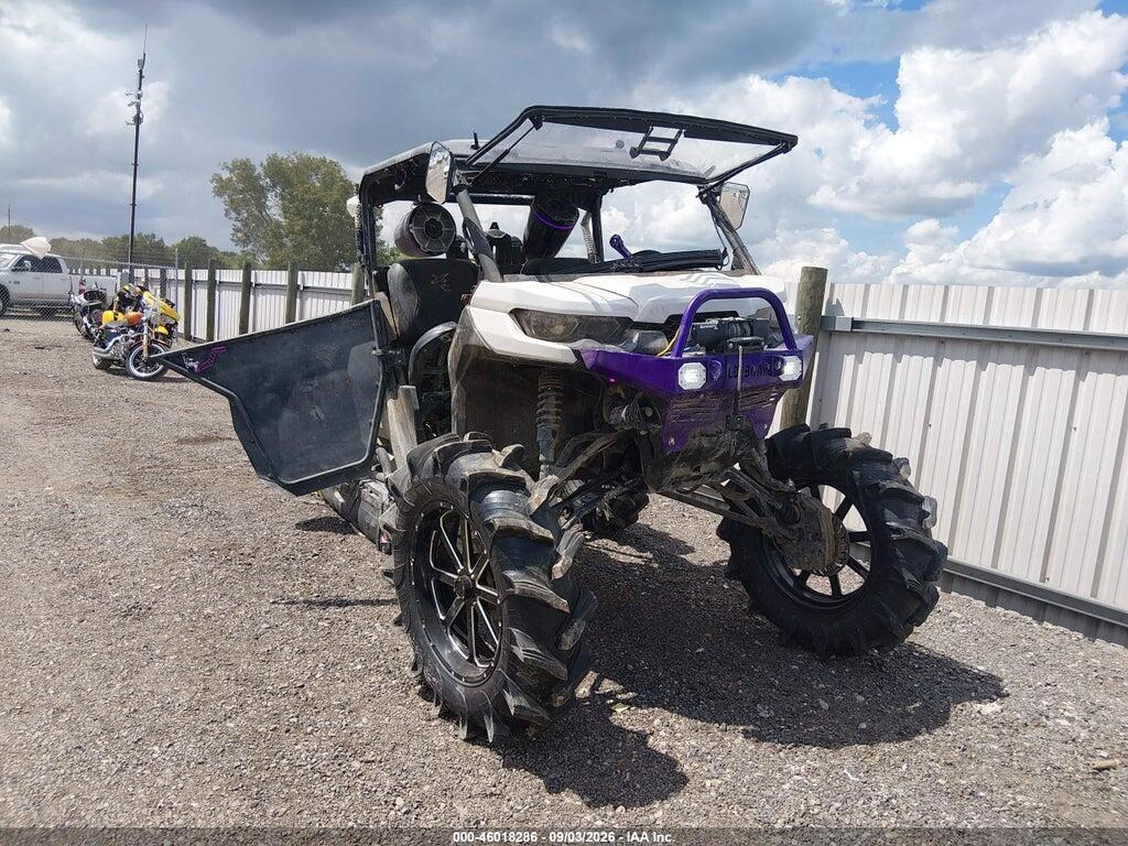 2017 CAN-AM DEFENDER 3JBUKAN49HK001233