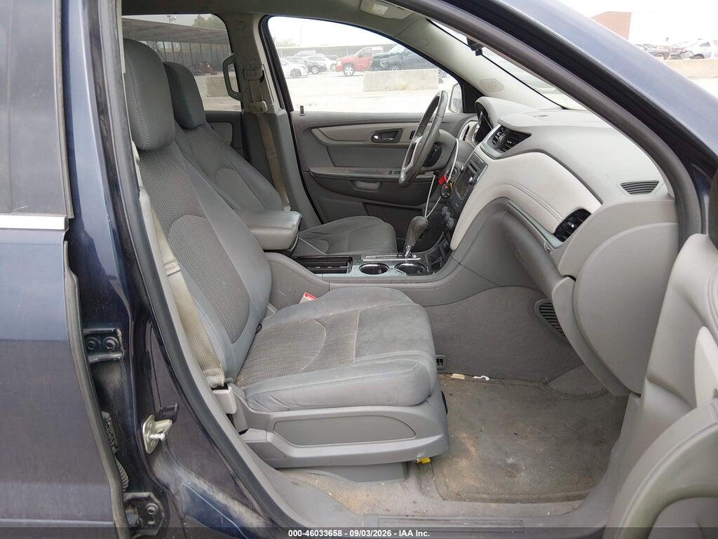 1GNKRGKD3HJ290058 2017 CHEVROLET TRAVERSE photo no. 5