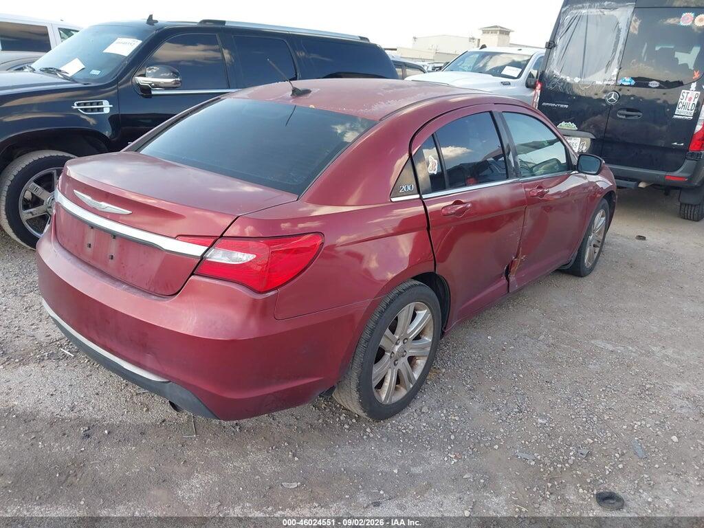 1C3CCBBB2DN609893 2013 CHRYSLER 200 photo no. 4