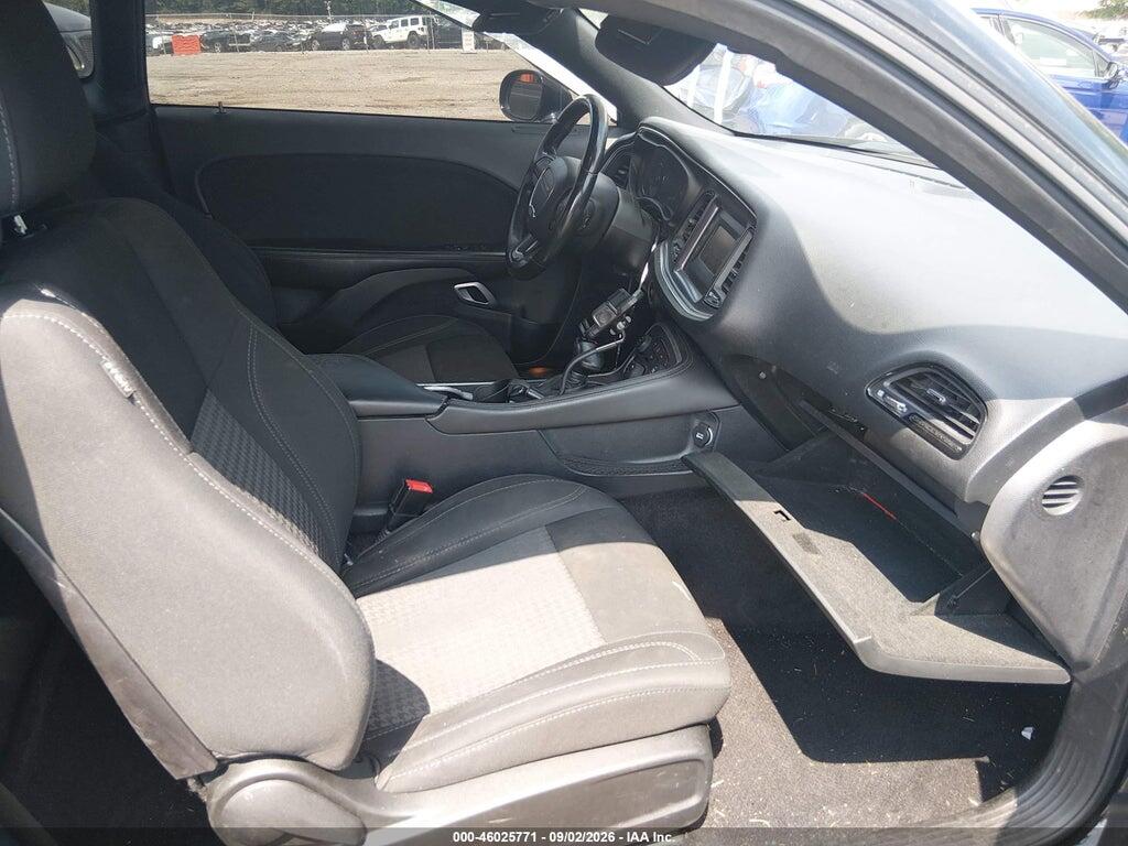 2C3CDZAG4GH183527 2016 DODGE CHALLENGER photo no. 5
