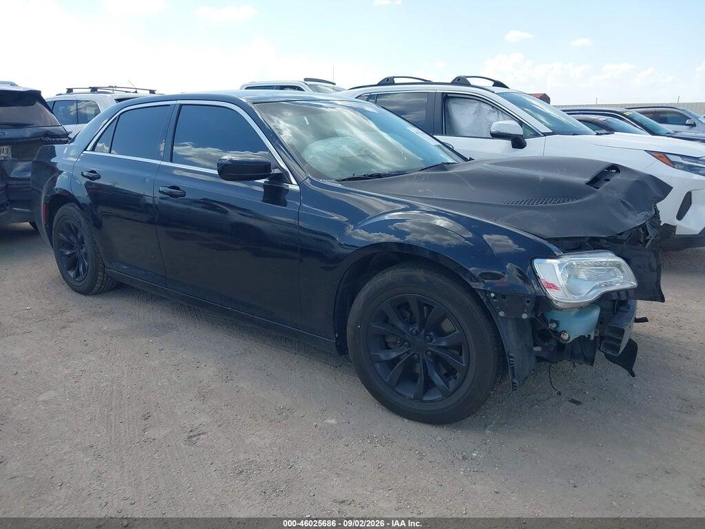 2015 CHRYSLER 300 2C3CCAAG7FH792520