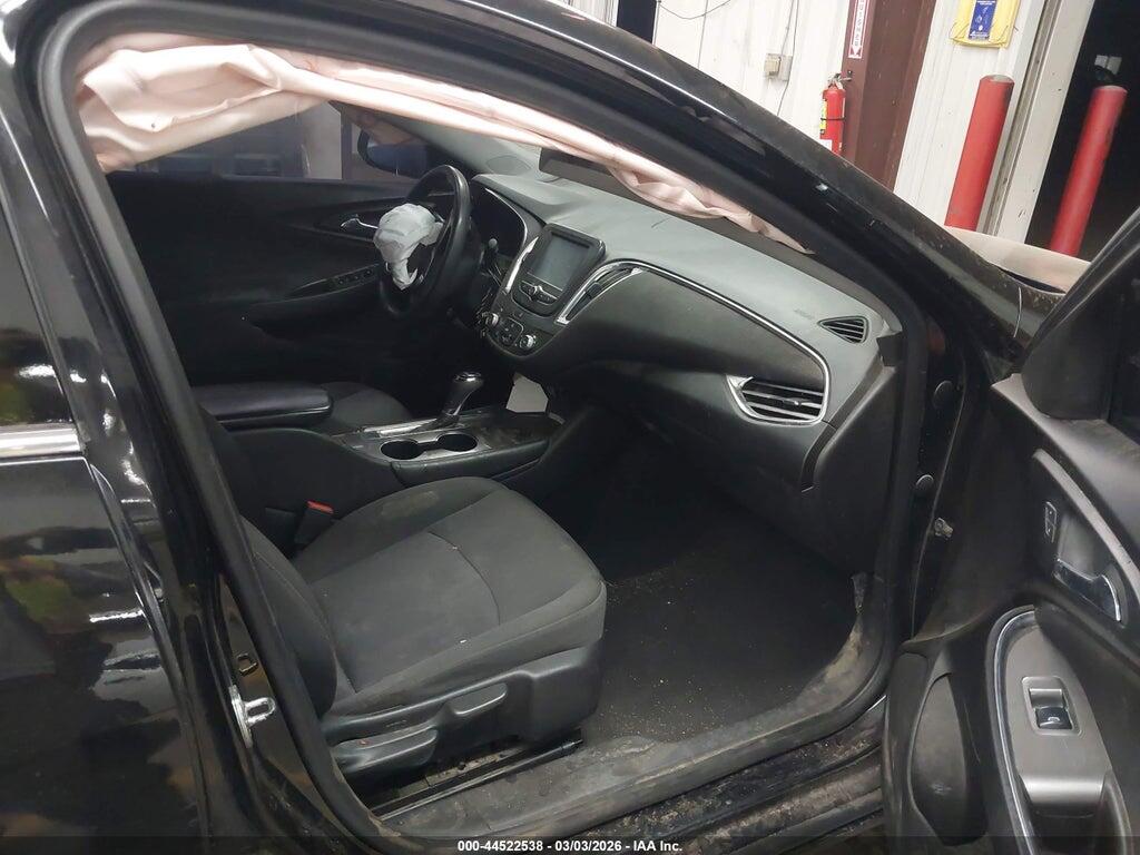 1G1ZD5STXJF124462 2018 CHEVROLET MALIBU photo no. 5