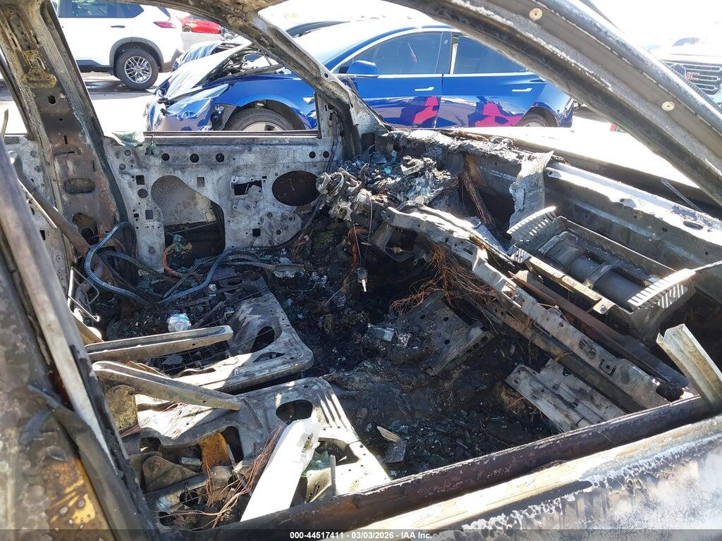 2MEFM75V98X661212 2008 MERCURY GRAND MARQUIS photo no. 5