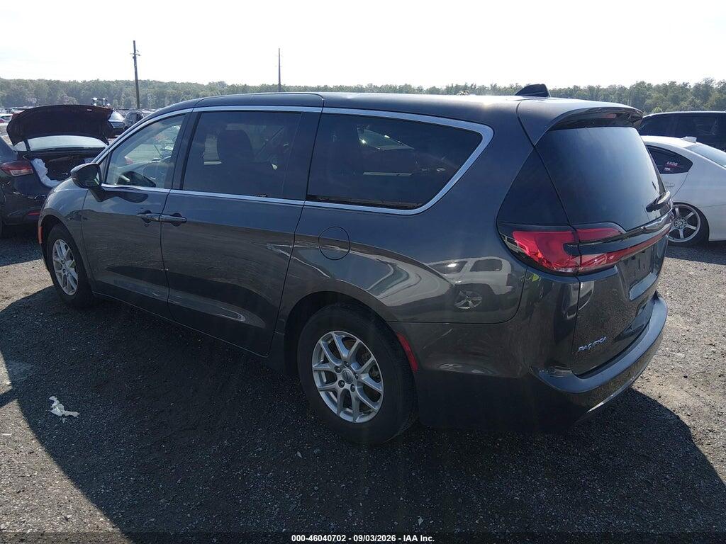 2C4RC1BG9PR586129 2023 CHRYSLER PACIFICA photo no. 3