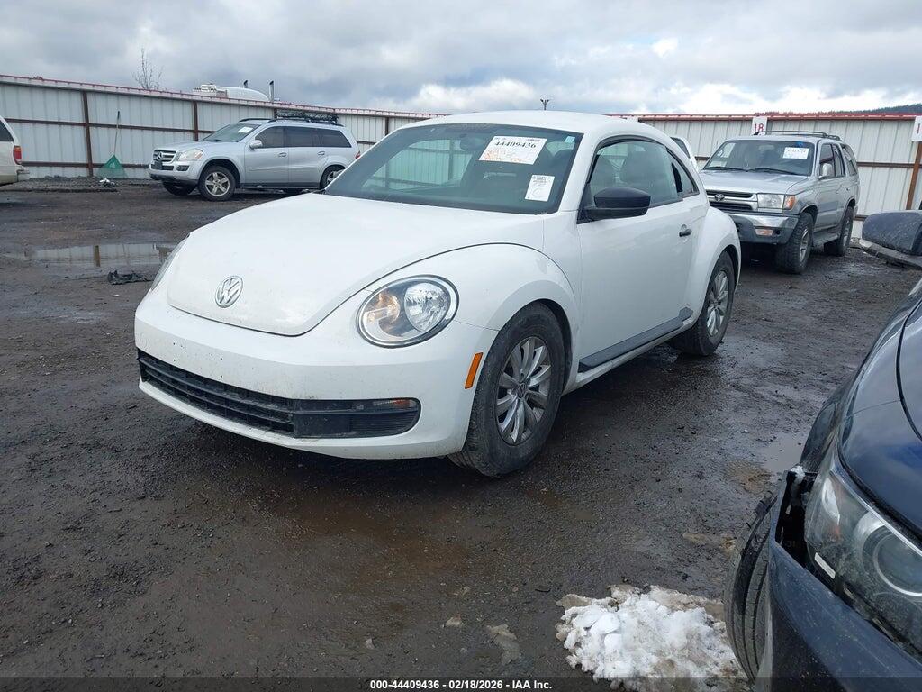 3VWFP7AT8DM652808 2013 VOLKSWAGEN BEETLE photo no. 2
